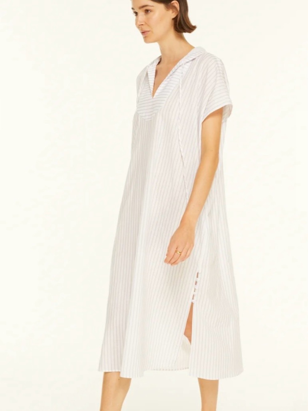 Harshman Mavis Hooded Caftan in White Lavender Stripes. NWT Size Large